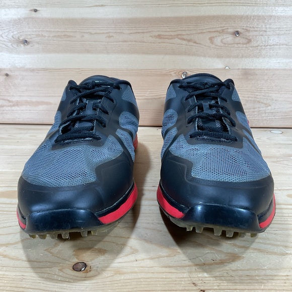 Nike Hyperfuse Lunar Ascend Golf Shoes
# 483841-001
Men’s Size 11
Black Grey Red main image 4